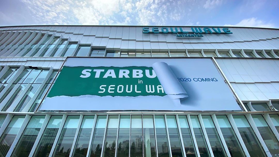Starbucks Cantik di Tengah Sungai Han