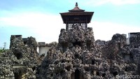 Sebelum pandemi, situs Goa Sunyaragi menjadi salah satu primadona destinasi wisata di Cirebon. Selain keraton-keraton yang ada di Cirebon.