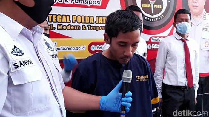 Pelaku pembunuhan terhadap pasutri di Tegal mengungkap latar belakang terjadinya pembunuhan itu. Alasan pembunuhan itu karena sakit hati sering direndahkan.