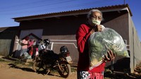 Penduduk setempat mengatakan sangat terbantu dengan adanya kegiatan ini.  
