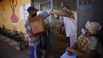 Mengintip Kegiatan Bagi-Bagi Produk Pertanian di Brasil