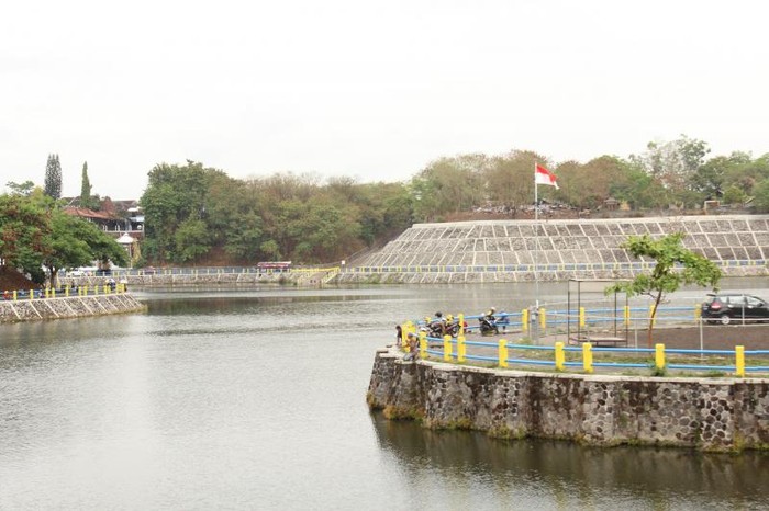 Wisata Olahraga Gratis di Embung Tambak Boyo Sleman