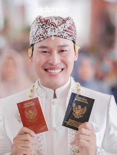 akad nikah Slam dan Anggi