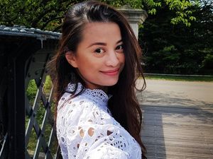 Curhat Angie Virgin Tak Bisa Ikut Pilkada di Inggris