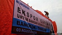 Garbarata yang merupakan belalai pesawat itu akan diekspor untuk Bandara Don Mueang  Bangkok, Thailand.