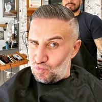 Keiran Lee memulai kariernya di industri kontroversial ini secara tidak sengaja. Seperti dikutip The Sun, saat remaja foto-foto bugil Keiran diunggah di sebuah situs seks.  Foto: Instagram