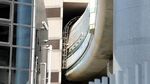 Keren! Di Jepang Ada Jalan Tol Tembus Gedung Perkantoran