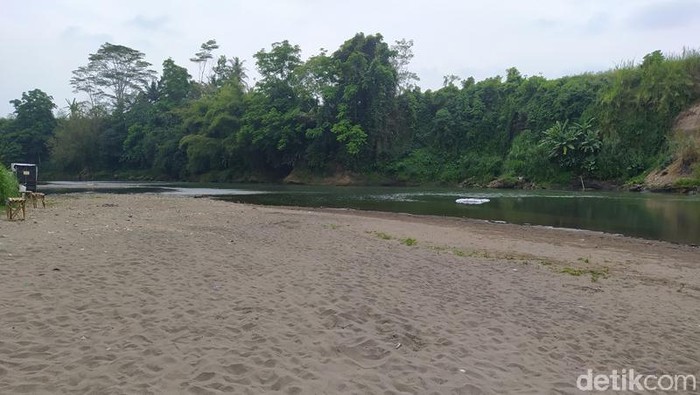 Ladon Little Island, Objek Wisata Hits yang Tak Jauh dari Borobudur Ladon Little Island, Objek Wisata Hits yang Tak Jauh dari Borobudur