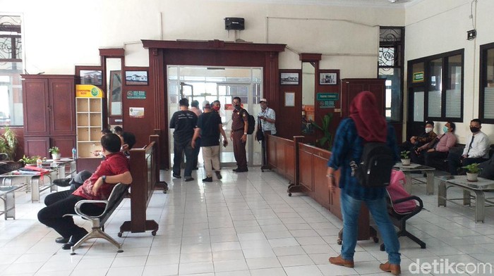 Pengadilan Negeri Surabaya