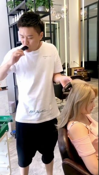 Salon Unik di China