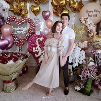 MashaAllah... Tabarakallah, Lots Of Love From Our Little Family ! demikian Syahrini menulis di keterangan foto perayaan ulang tahunnya yang diunggahnya ke Instagram Selasa (4/7/2020). Foto: Dok. Instagram @princessyahrini