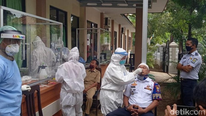 Tes Swab Petugas Dishub Kabupaten Cirebon