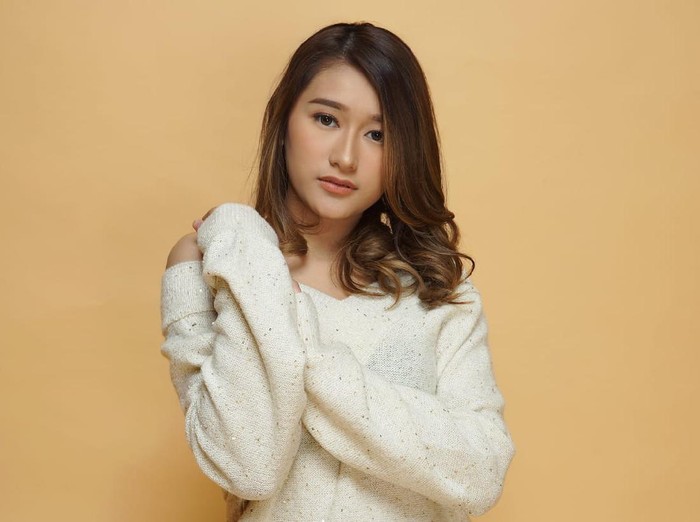 amanda caesa amanda caesa luncurkan single baru