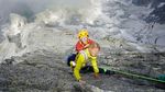 Foto: Bocah 3 Tahun dan Keluarga Taklukkan Gunung Setinggi 3.000 Mdpl
