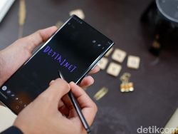 Menggenggam Galaxy Note 20 dan Note 20 Ultra Harga Belasan Juta
