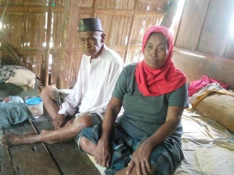 kakek sakka kakek Sakka di rumahnya