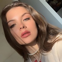 Maya Reaidy yang seorang vegetarian dalam wawancara dengan majalah Femme mengaku mengagumi sosok Amal Clooney. Seperti Amal, dia juga ingin berjuang menegakkan hak seorang wanita. Foto: Instagram @mayareaidy