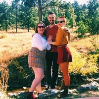 Ketiganya kerap mendapatkan nyinyiran netizen, bahkan ancaman. Ada haters yang mengirim surat kebencian ke masing-masing kantor. Surat tersebut berisi bahwa perusahaan seharusnya memecat ketiga orang tersebut karena menjalani hubungan yang tidak bernorma. Foto: Instagram