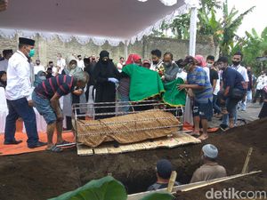Sekda Kabupaten Bandung Meninggal, Dadang Naser: Pileuleuyan Pak Teddy