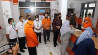 Menteri Sosial Juliari P. Batubara melakukan launching tanda dimulainya Penyaluran Periode II ( Tahap 4)  di Kantor Pos  Cikutra pada Rabu (4/8). 
