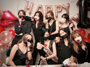 Confirmed! SNSD Comeback Formasi Lengkap Rayakan 15 Tahun Debut