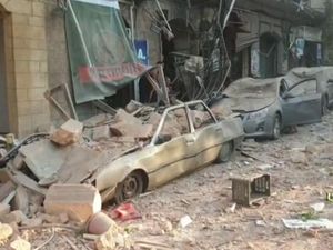 Ngeri Banget! Pengendara Mobil Rekam Detik-detik Ledakan Lebanon dari Jarak Dekat