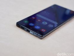 Menggenggam Galaxy Note 20 dan Note 20 Ultra Harga Belasan Juta