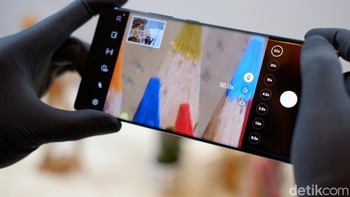 Galaxy Note 20 Ultra punya kemampuan zoom optic 5x serta digital zoom 50x . Foto: Adi Fida Rahman/detikINET