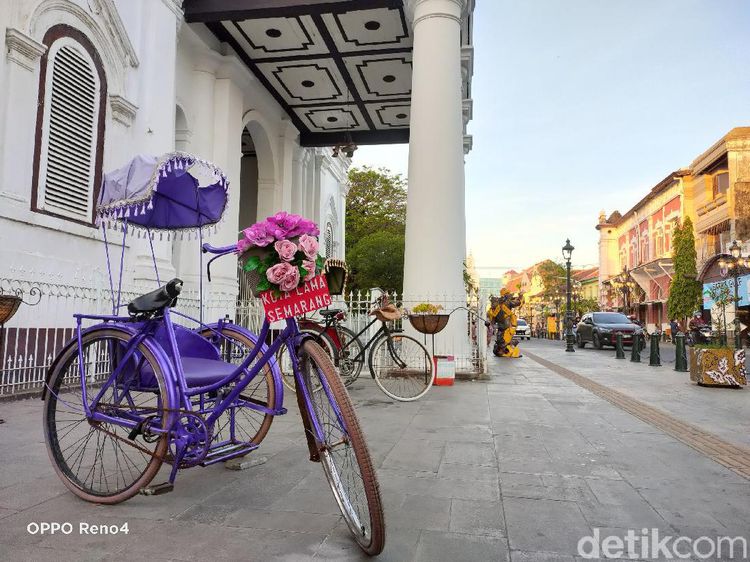 Cantiknya Kota Lama Semarang Dipotret Pakai Oppo Reno4