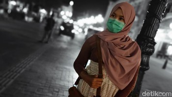 Fitur fotografi terbarunya yaitu AI Color Potrait. Ada lagi 960fps Smart Slow-motion. (Angling Adhitya Purbaya/detikcom)