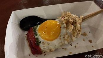 Buat yang suka foto-foto makanan sebelum diposting di media sosial, Oppo Reno4 bisa diandalkan (Angling Adhitya Purbaya/detikcom)