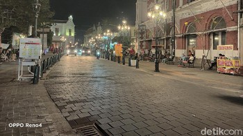 Hasil jepretan Oppo Reno4 dengan fitur night mode. Tetap tajam dan clear (Angling Adhitya Purbaya/detikcom)