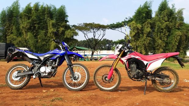 Honda CRF150L vs Yamaha WR155R