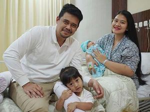 Potret Bahagia Kahiyang-Bobby Bersama Kedua Anaknya