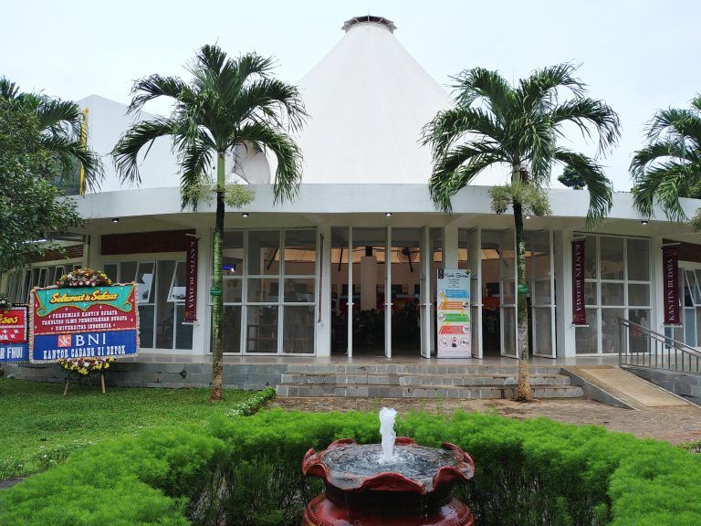 Kantin fakultas UI
