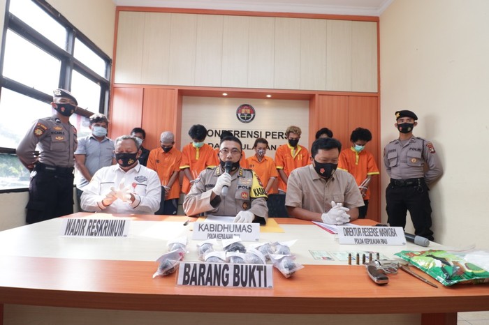 Konferensi pers kasus penyelundupan narkoba di Batam (dok. Istimewa)