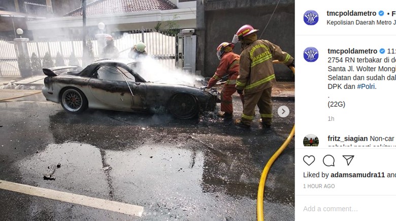Mazda RX-7 Terbakar Mazda RX-7 Terbakar
