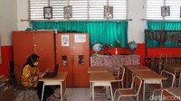 Trik untuk mengakali kuota seperti belajar online dilakukan tanpa video untuk menghemat penggunaan paket data internet. Selain itu, para murid menyatakan sudah rindu dengan suasana sekolah. 