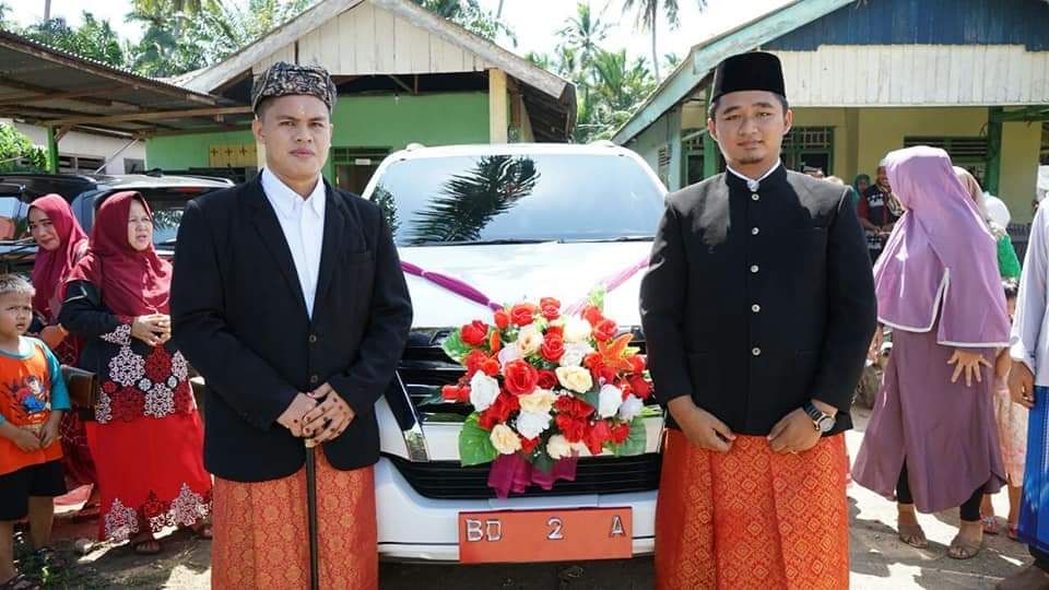 Mobil dinas Walkot Bengkulu untuk acara pernikahan warga (dok. Istimewa)