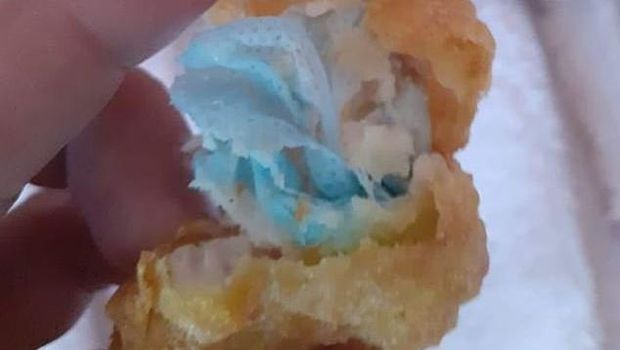 Temukan Masker Sekali Pakai di Nugget McD