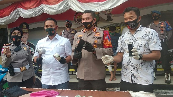 Pembunuh Wanita di Apartemen Depok Getok Kepala Korban Pakai Palu Karet