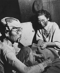 Tepat 75 tahun silam salah satu kota terbesar di Jepang, Hiroshima, jadi sasaran bom atom Sekutu. Diperkirakan ratusan ribu orang jadi korban dari serangan itu.