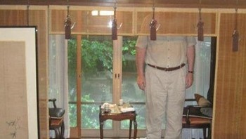 Nasib orang tinggi. Foto: Brightside