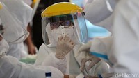 Rapid test adalah metode skrining awal untuk mendeteksi antibodi, yaitu IgM dan IgG.