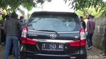 Sadis! Ini Foto-foto Mobil yang Diberondong Peluru di Purwakarta