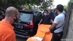Sadis! Ini Foto-foto Mobil yang Diberondong Peluru di Purwakarta