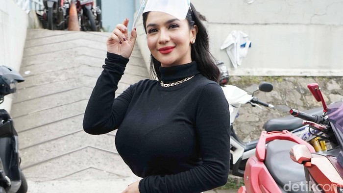 Siva Aprillia saat ditemui di kawasan Trans TV.