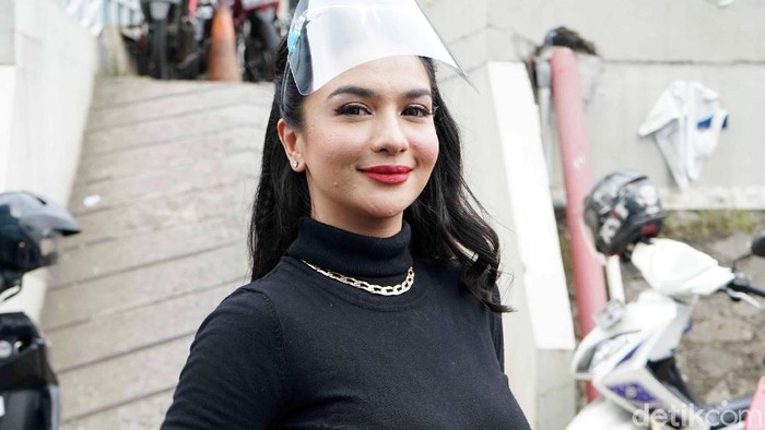 Siva Aprillia saat ditemui di kawasan Trans TV.