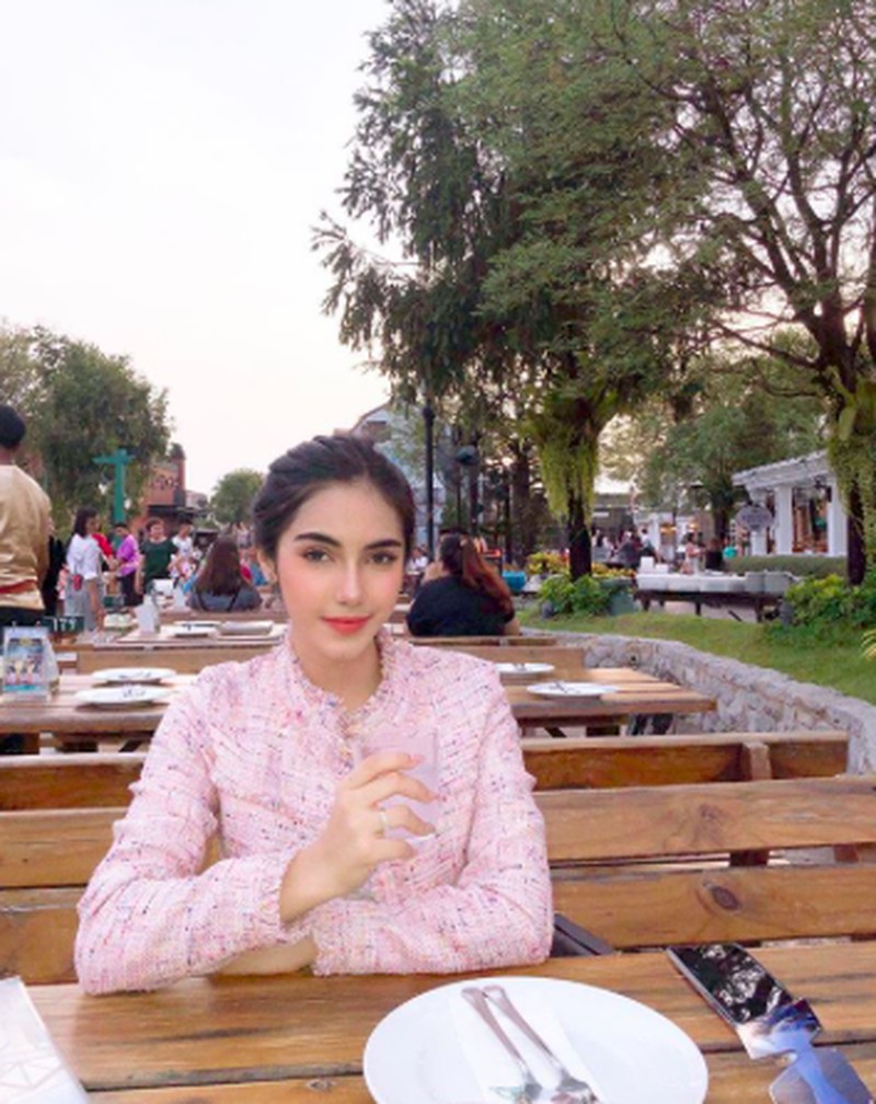 Syahra Larez