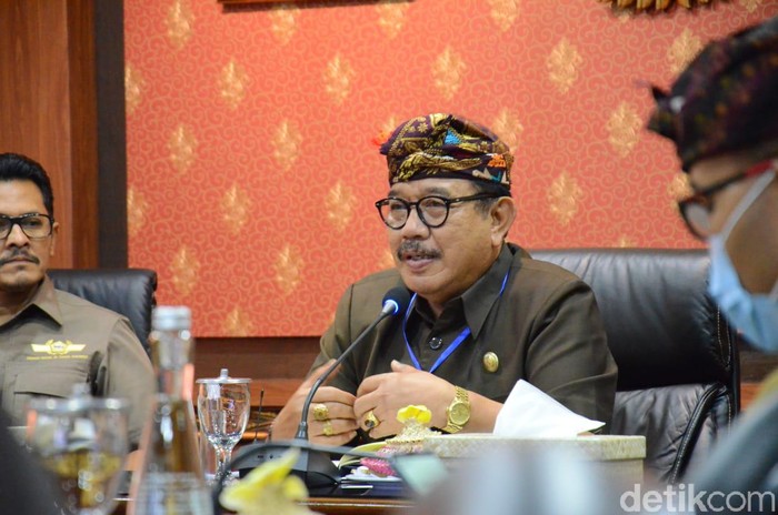 Wagub Bali Tjokorda Oka Artha Ardhana Sukawati Cok Ace